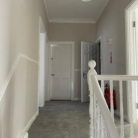 Superb Double Near Croke Park - 3 * Dublín