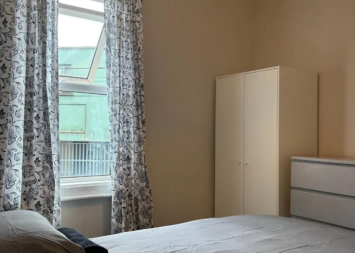 Superb Double Near Croke Park - 3 Penzion *